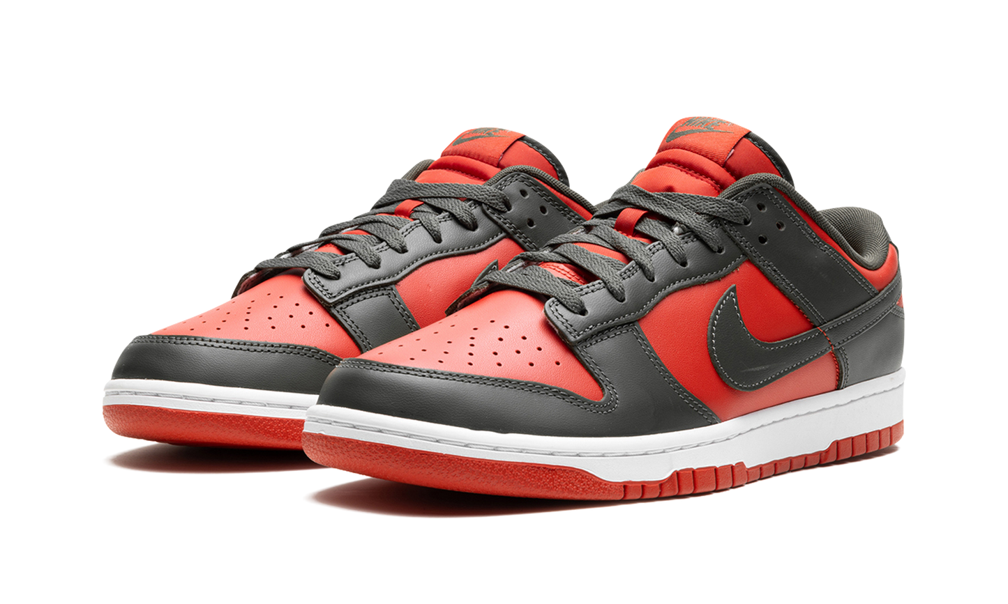 Dunk Low Mystic Red