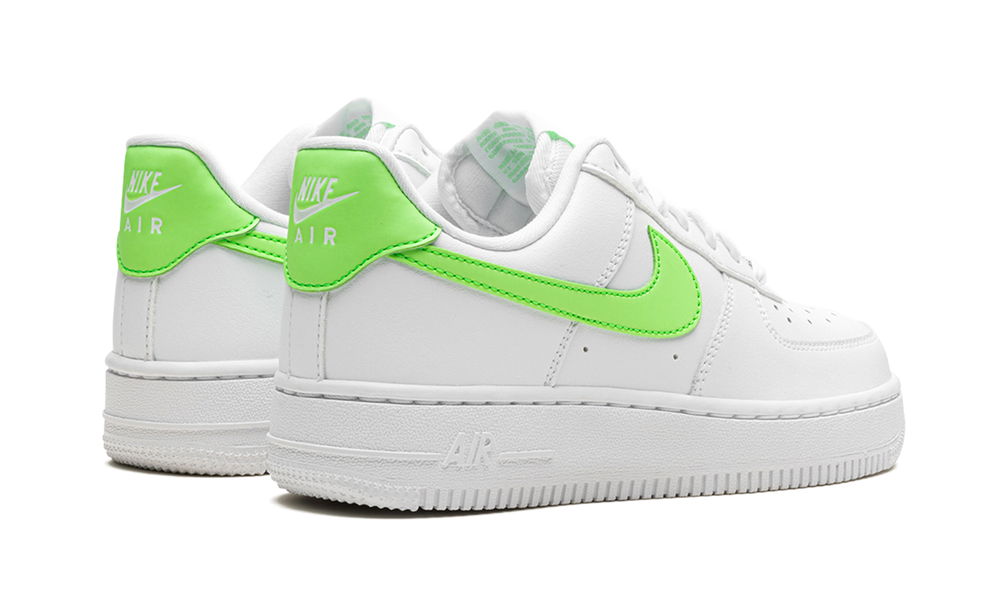 AIR FORCE 1 '07 WMNS LIME GREEN