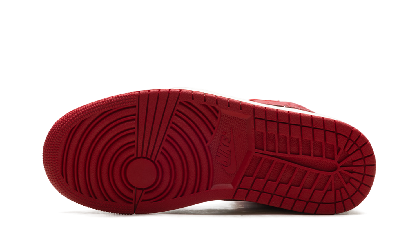 Air Jordan 1 Mid WMNS Red Cracked Leather