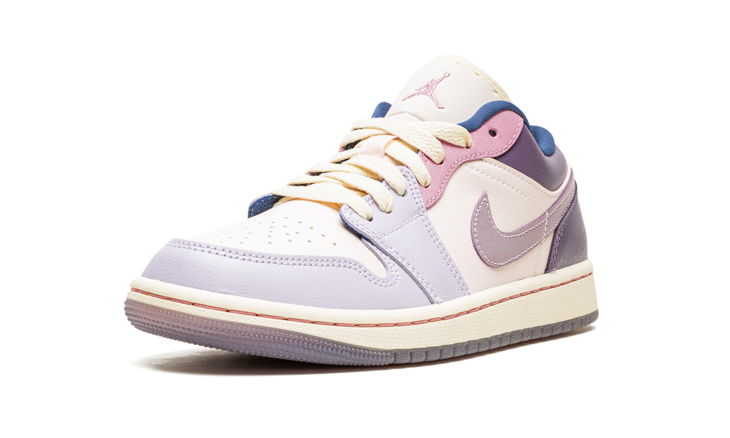 Air Jordan 1 Low WMNS Pastel Plum