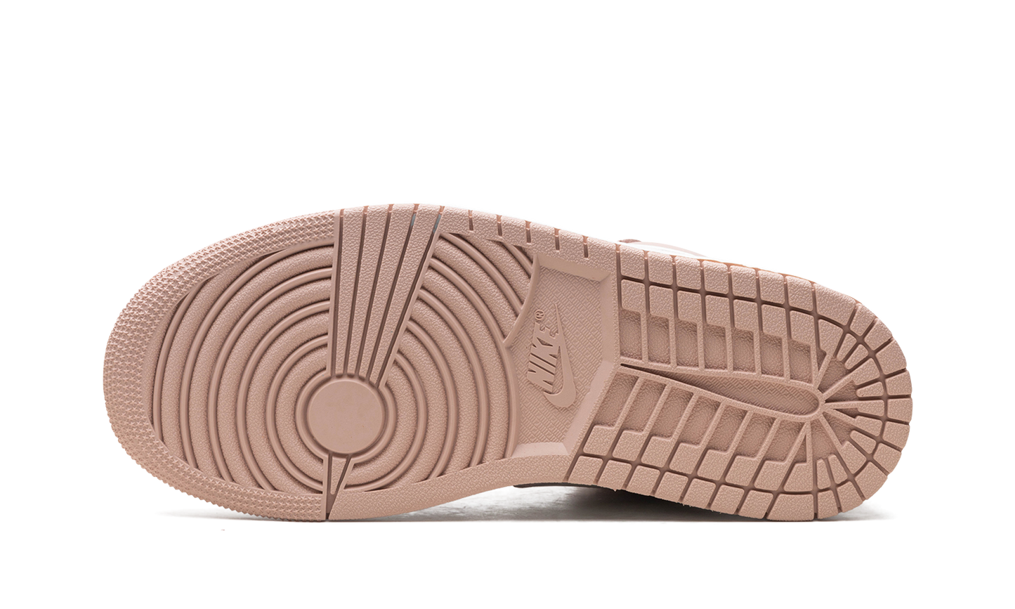 Air Jordan 1 Low WMNS CRIMSON TINT