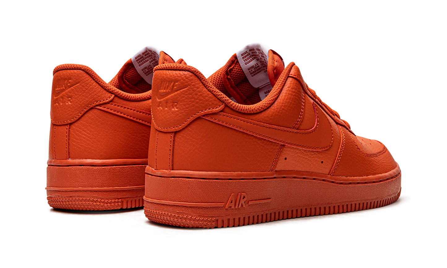 AIR FORCE 1 '07 MNS WMNS Triple Orange