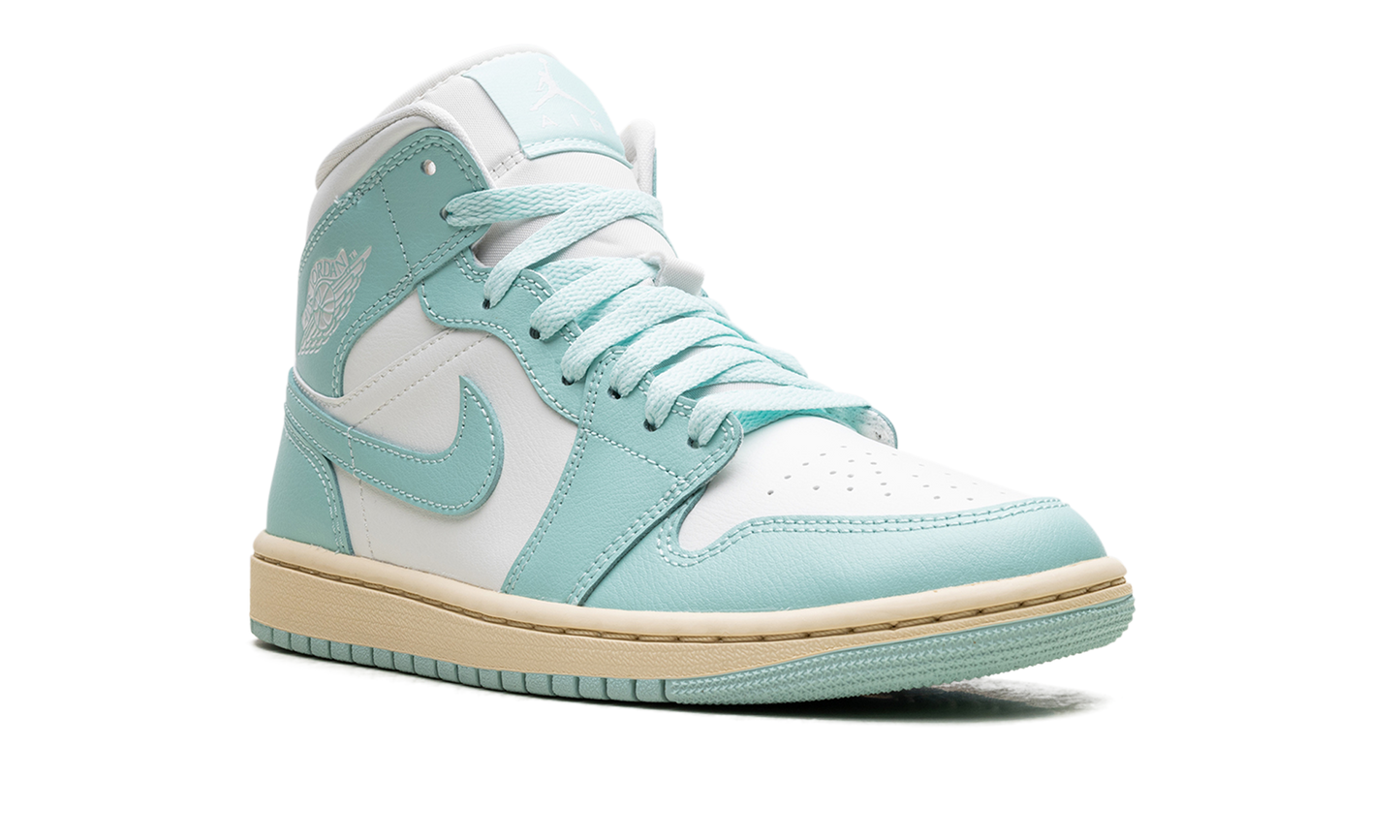 AIR JORDAN 1 MID WMNS LIGHT DEW