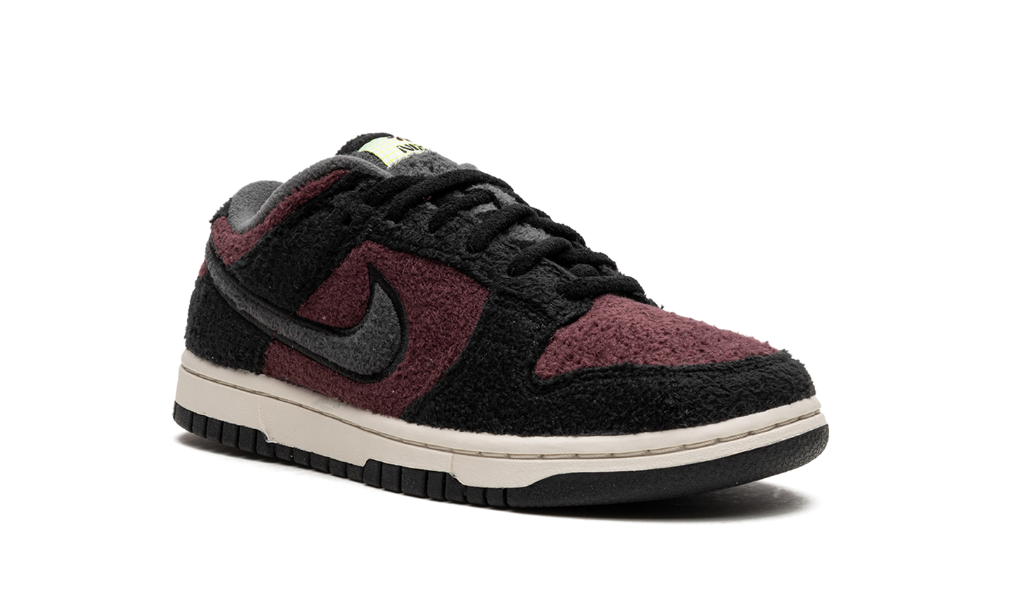 DUNK LO MNS WMNS Fleece Pack Burgundy Crush