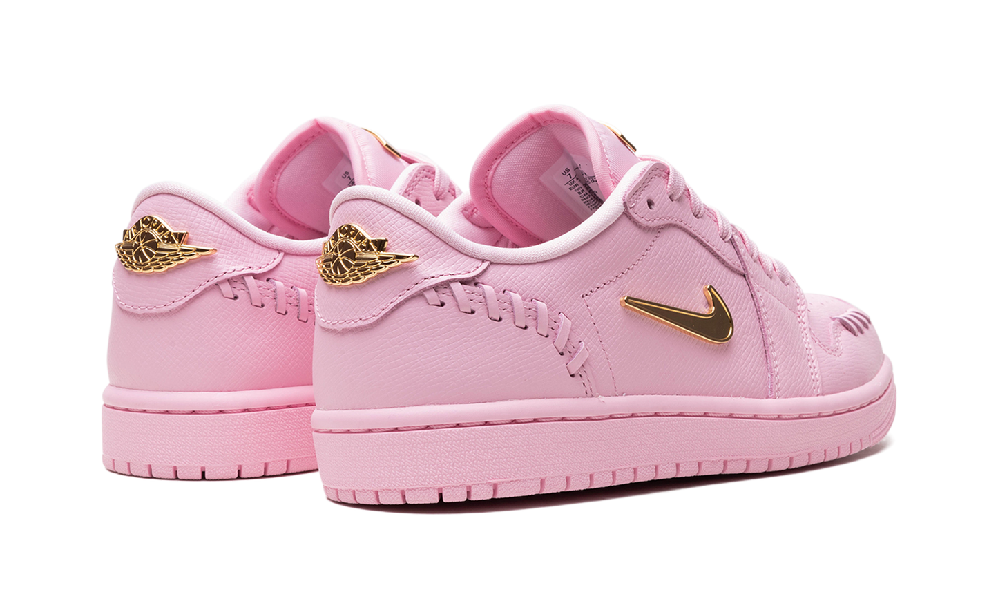 AIR JORDAN 1 LOW WMNS Method of Make Perfect Pink