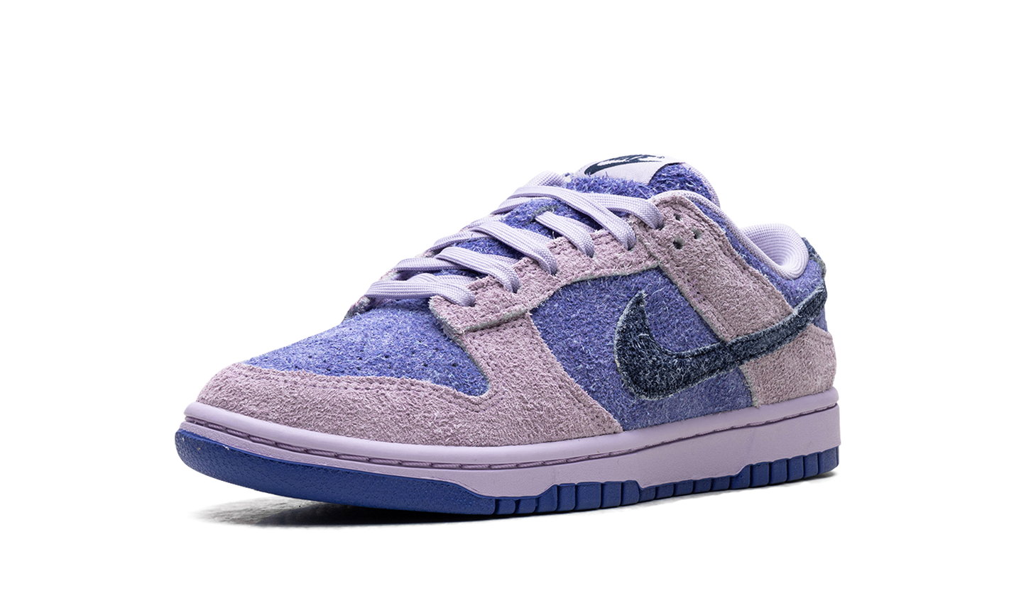 Dunk Low SE WMNS Hydrangeas