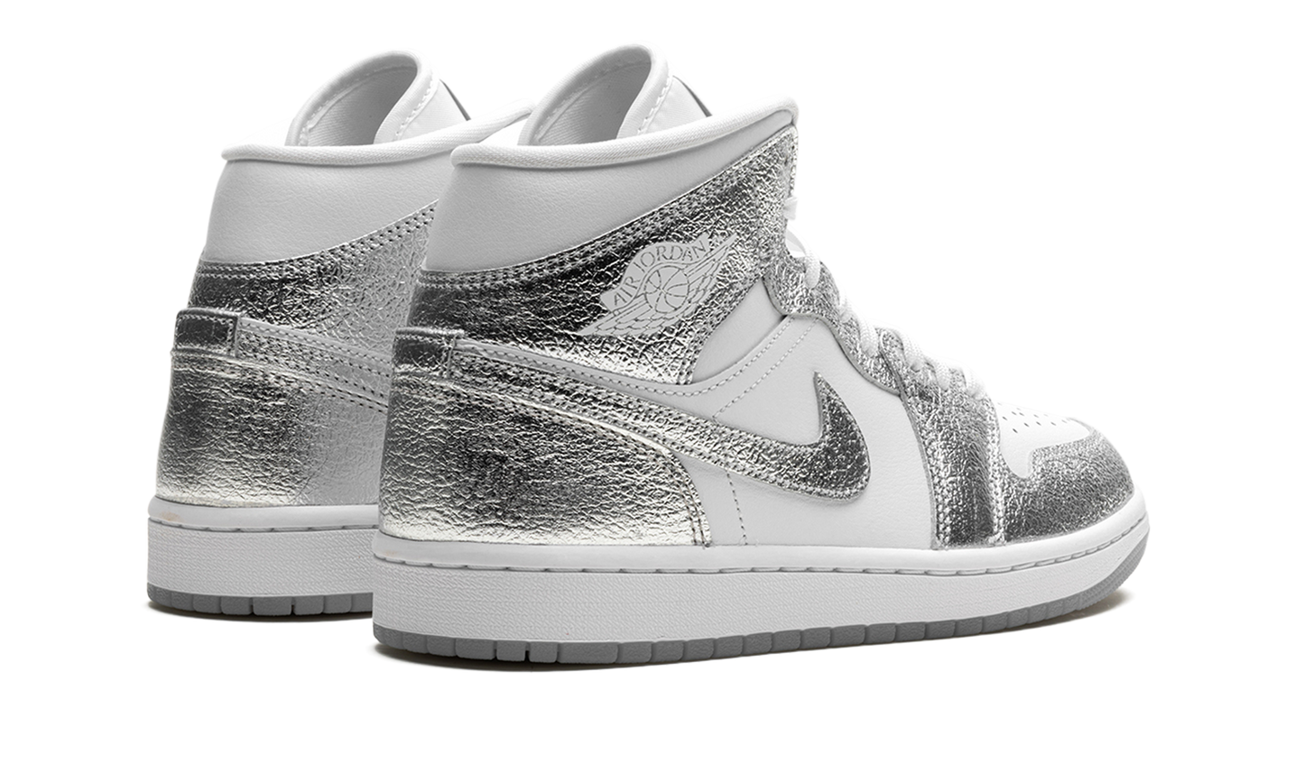 Air Jordan 1 Mid SE WMNS Metallic Silver