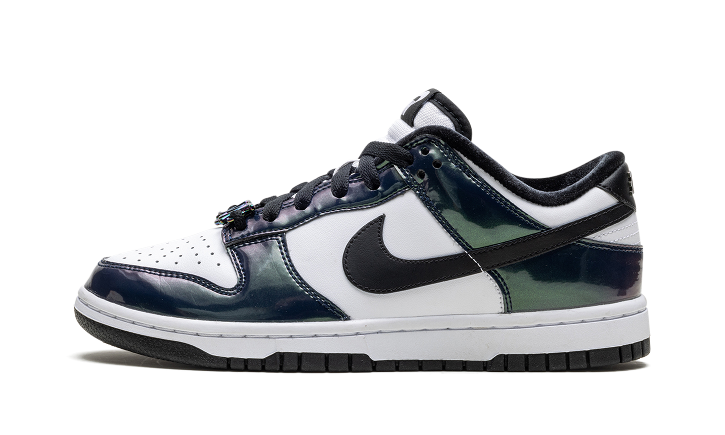 Dunk Low SE WMNS Just Do It Iridescent