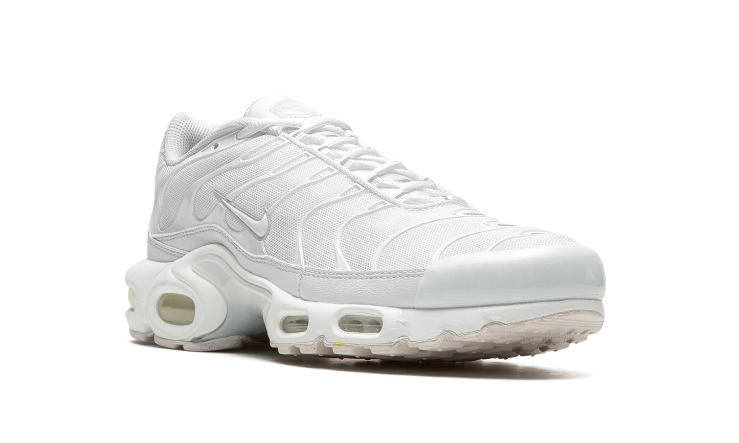 AIR MAX PLUS WMNS Pure Platinum
