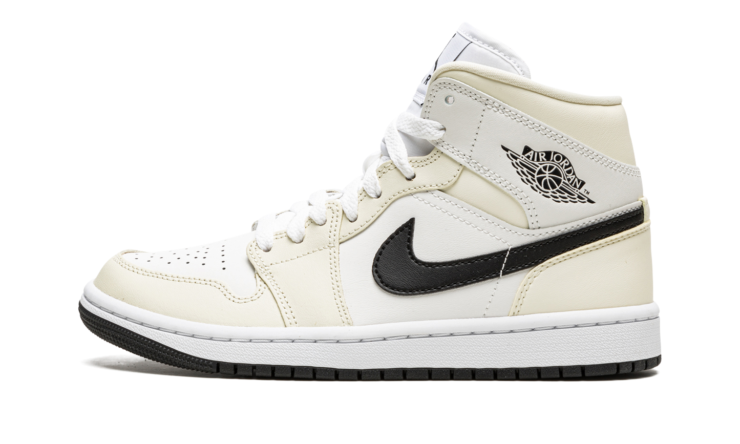 AIR JORDAN 1 MID WMNS Coconut Milk