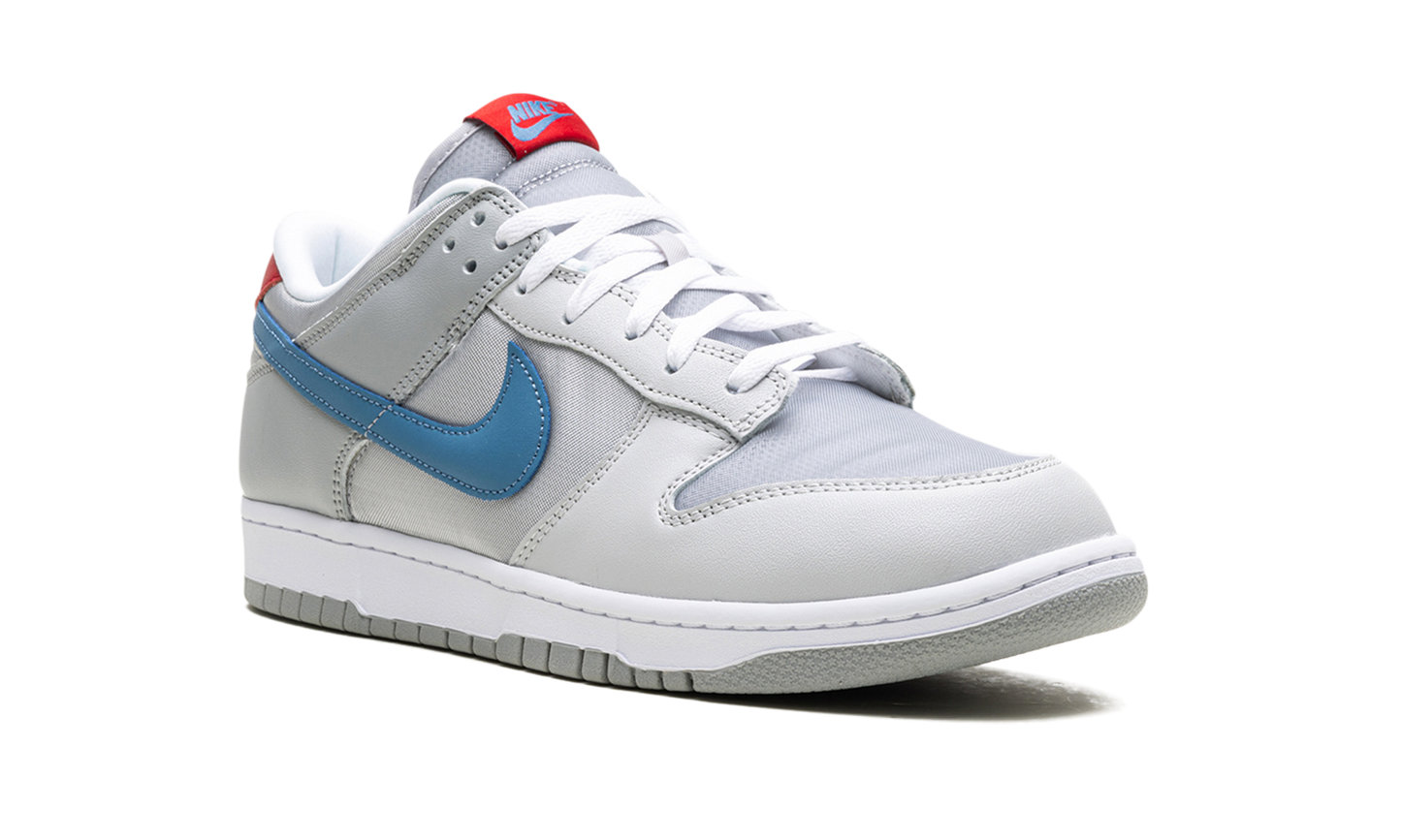 Dunk low Silver Surfer