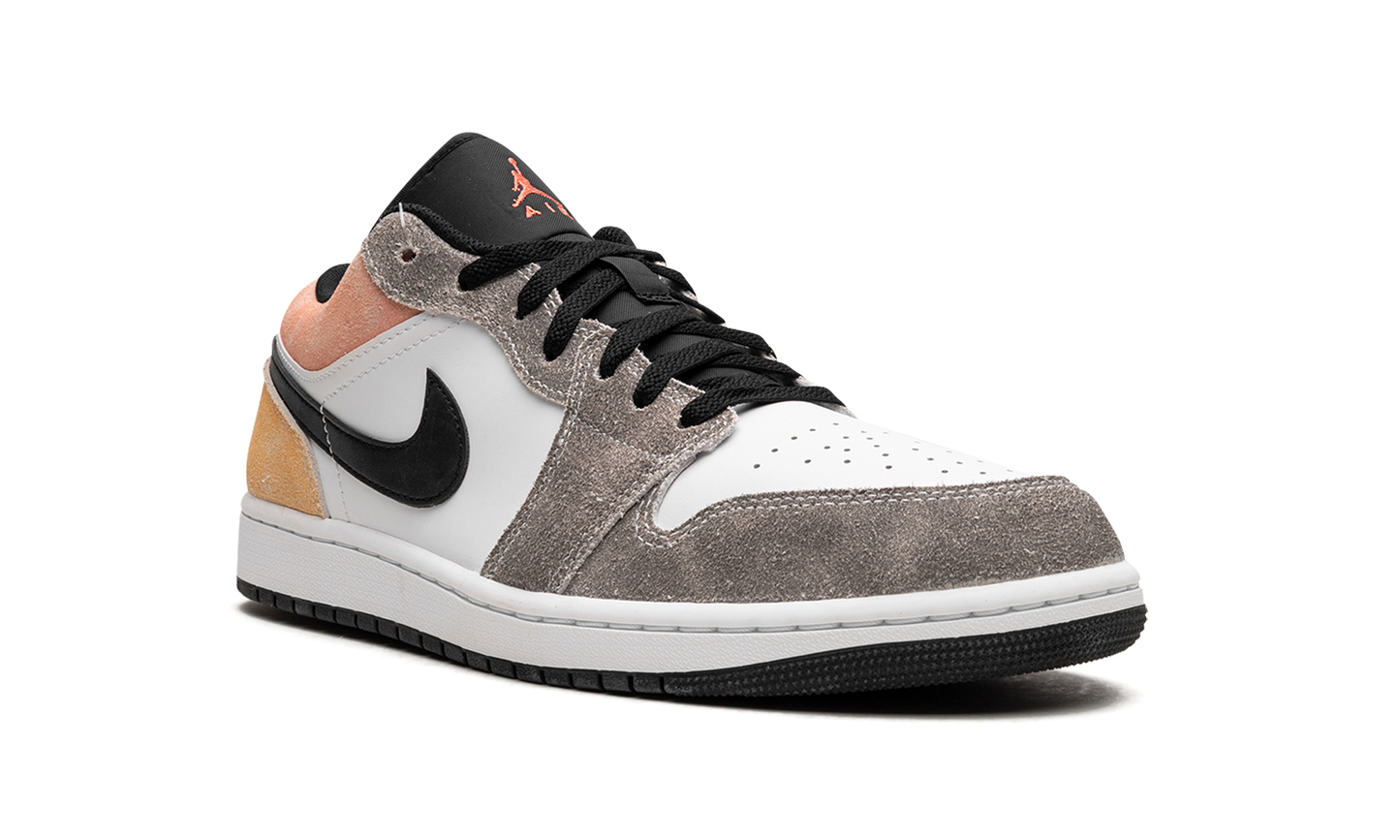 Air Jordan 1 Low SE Flight Club