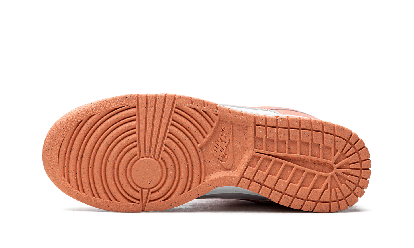 Dunk Low WMNS Light Wild Mango