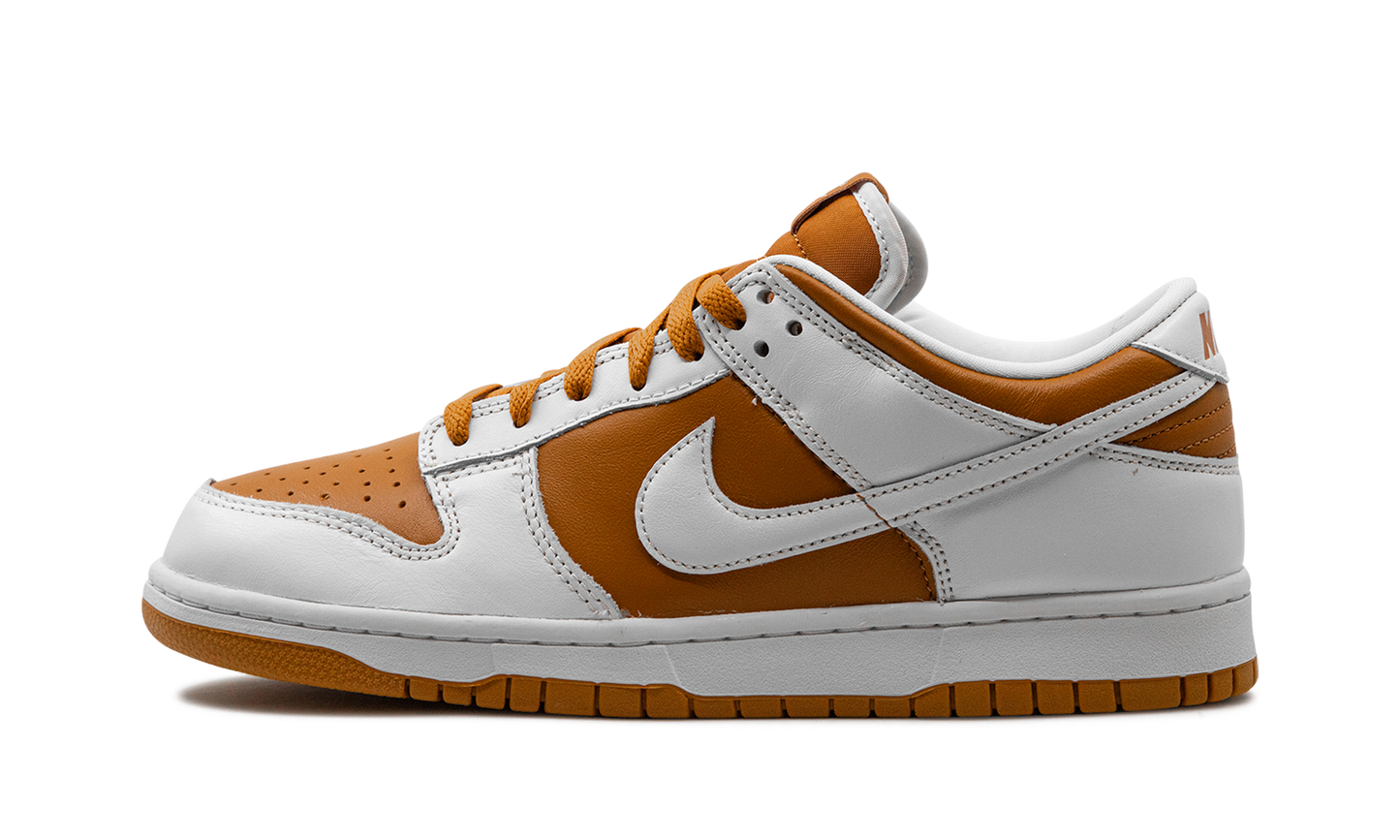 Dunk Low Reverse Curry