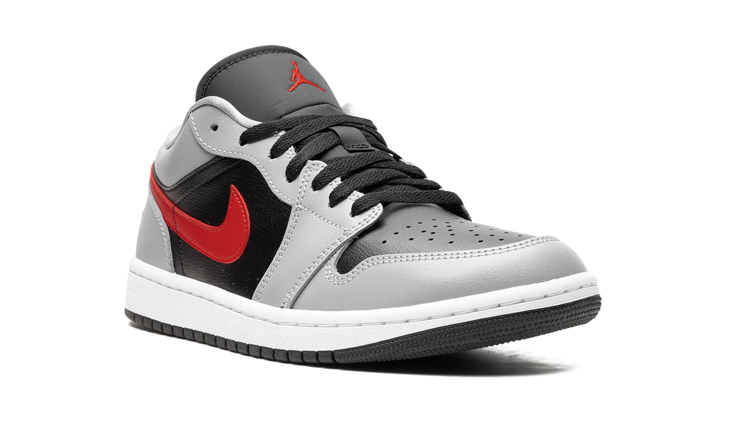 AIR JORDAN 1 WMNS Cement Fire Red