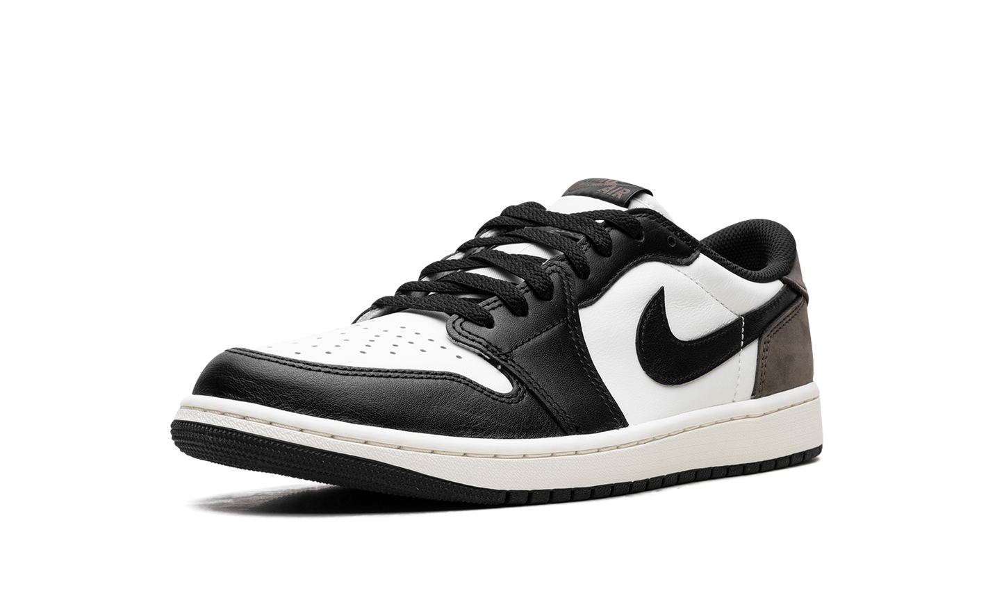 Air Jordan 1 Low OG Mocha