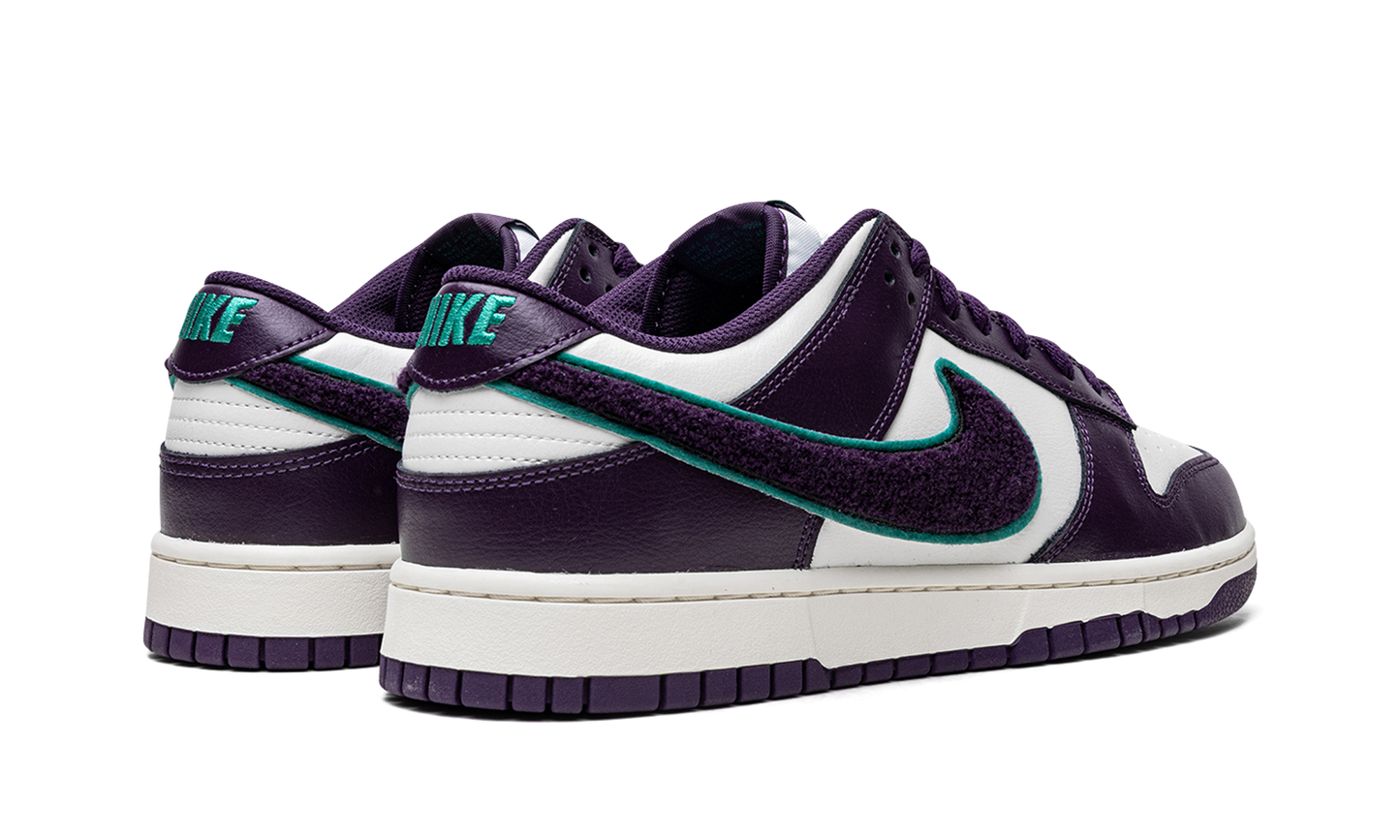 Dunk Low Chenille Swoosh - Grand Purple