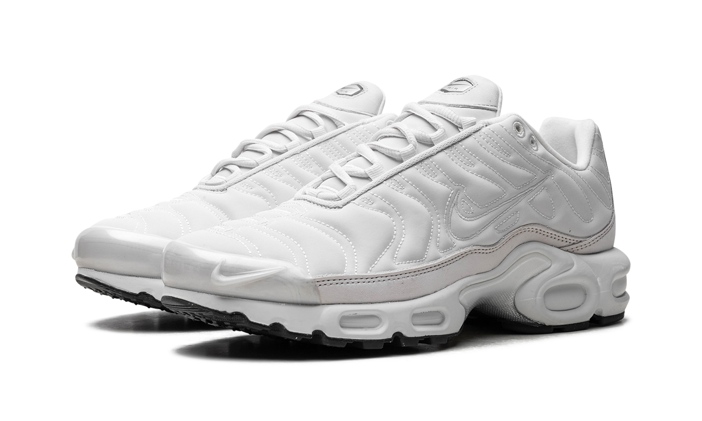 Air Max Plus WMNS Platinum Tint