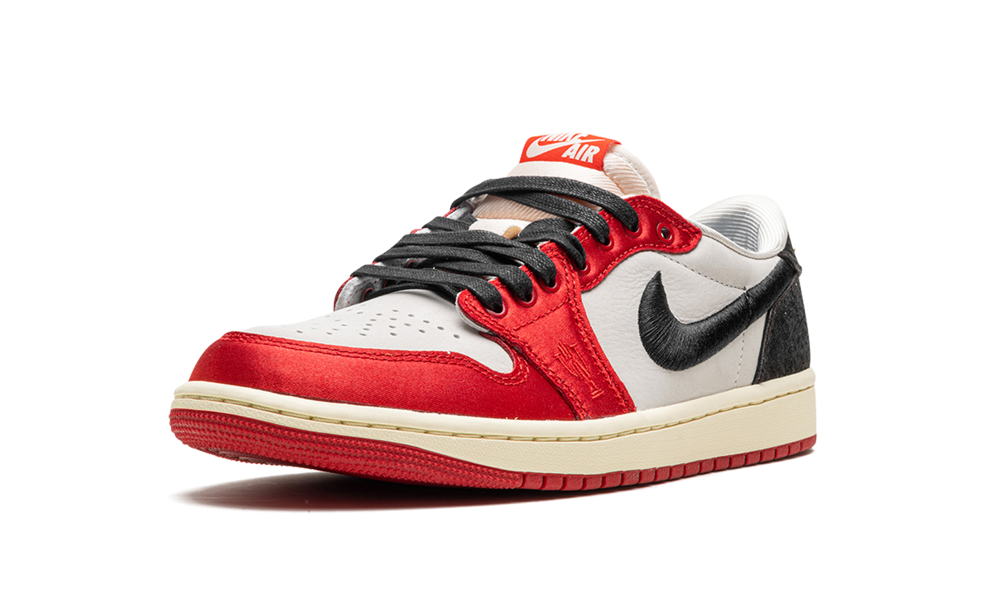Air Jordan 1 Trophy Room - Away