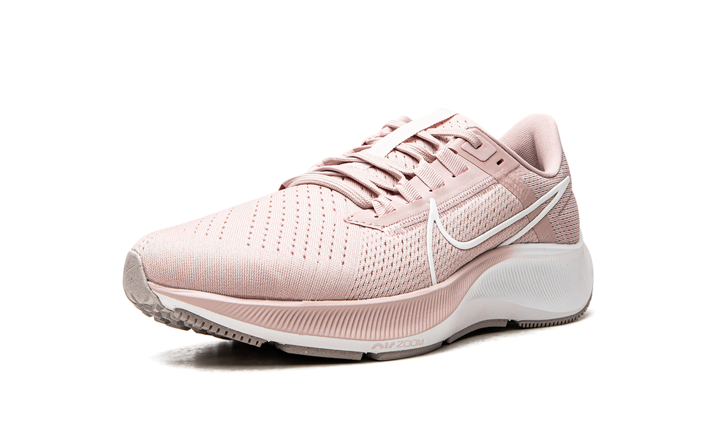 WMNS Air Zoom Pegasus 38