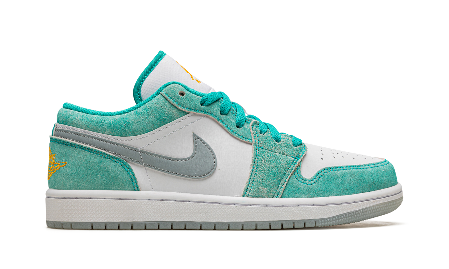 Air Jordan 1 Low SE New Emerald