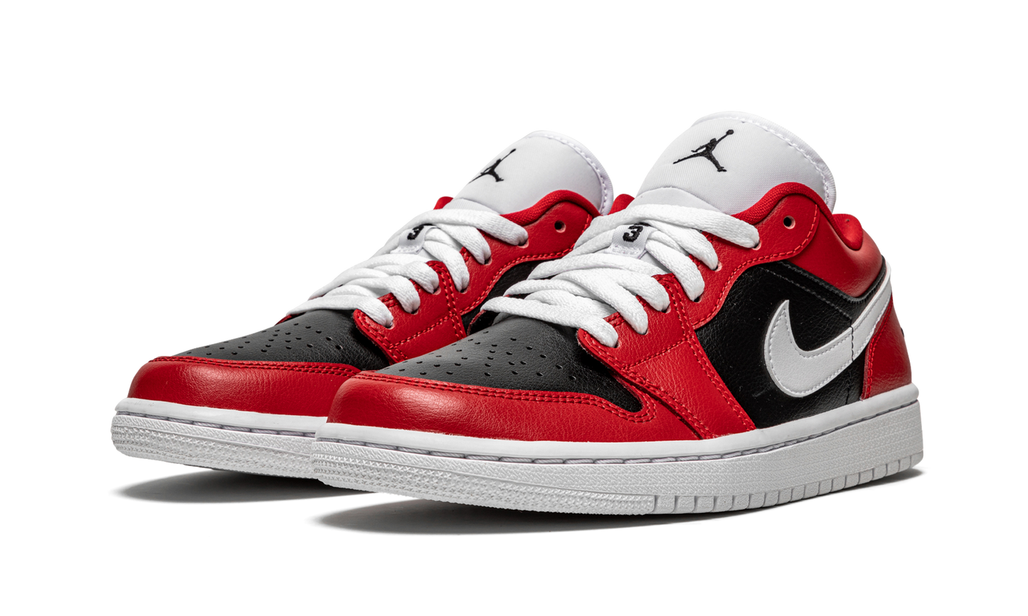 AIR JORDAN 1 LO WMNS Chicago Flip