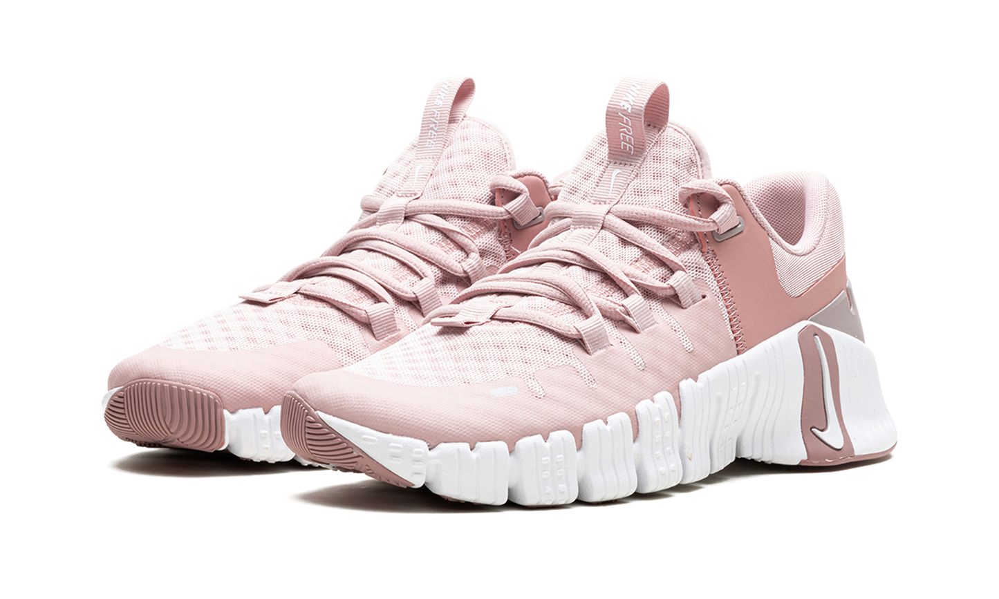 WMNS Nike Free Metcon 5 Pink Oxford