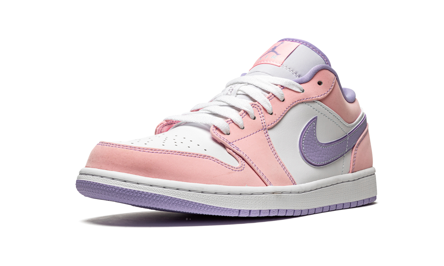 Air Jordan 1 Low SE Arctic Punch