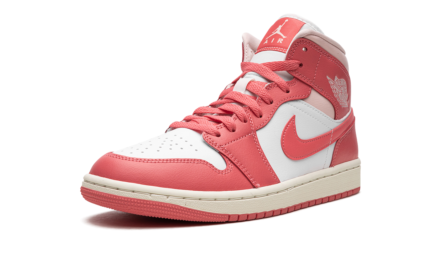 AIR JORDAN 1 MID WMNS Strawberries And Cream