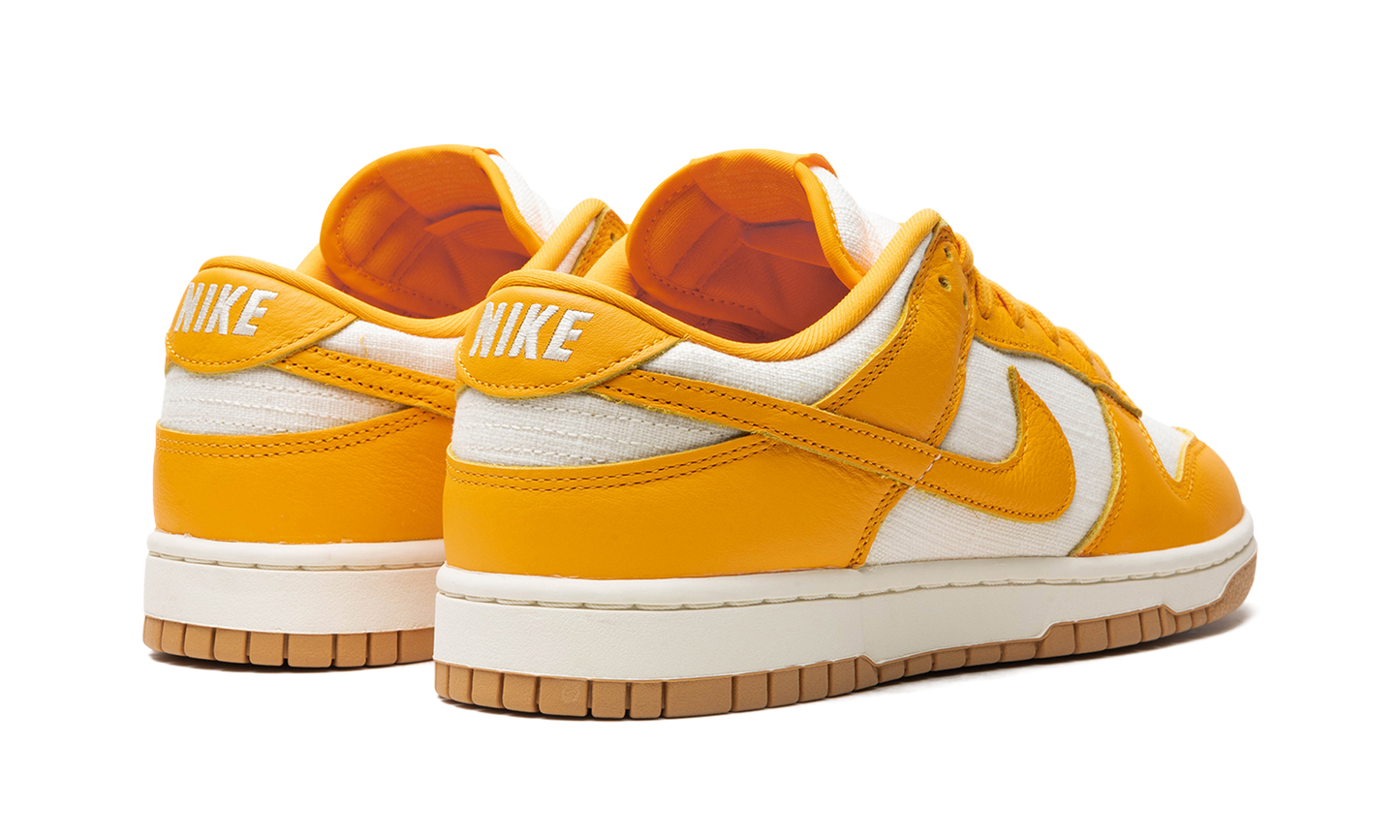 Dunk Low University Gold