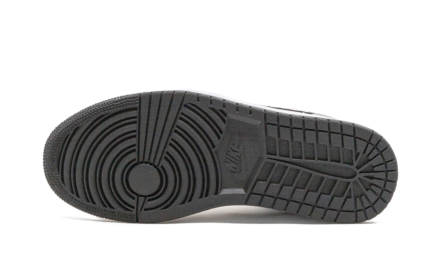 Air Jordan 1 Low Light Smoke Grey