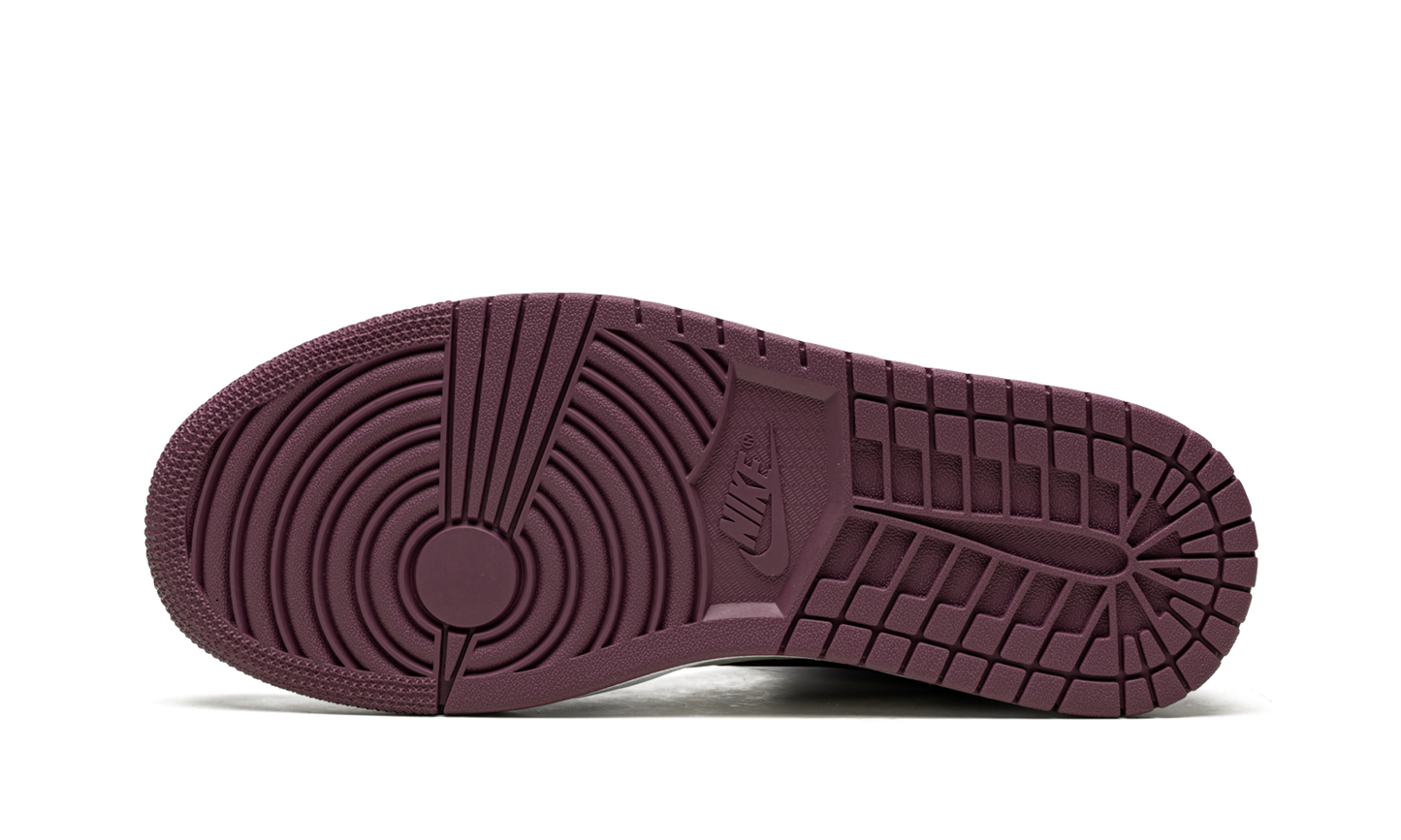 AIR JORDAN 1 MID SE WMNS Berry Pink