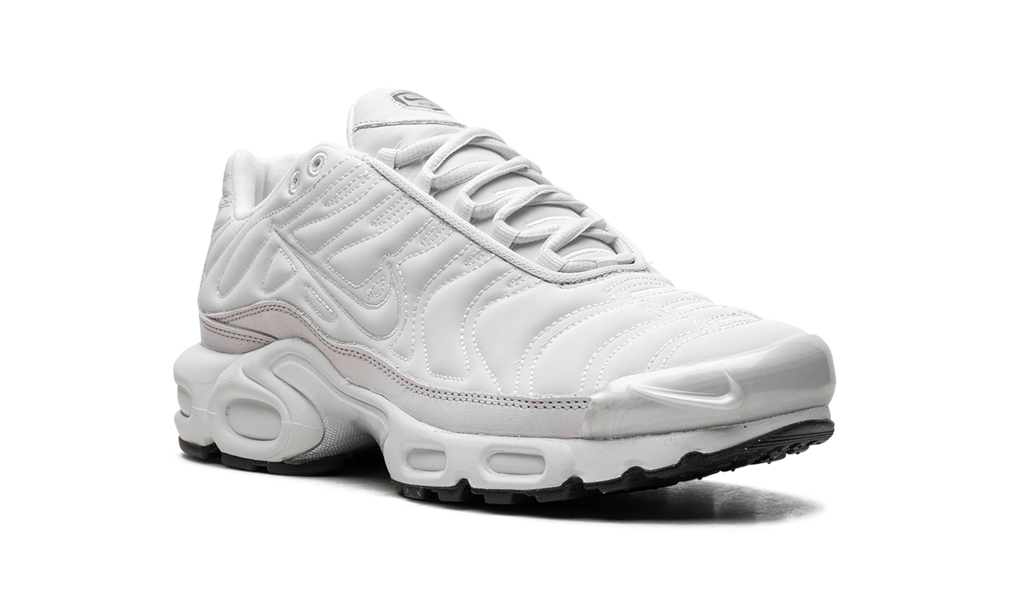 Air Max Plus WMNS Platinum Tint