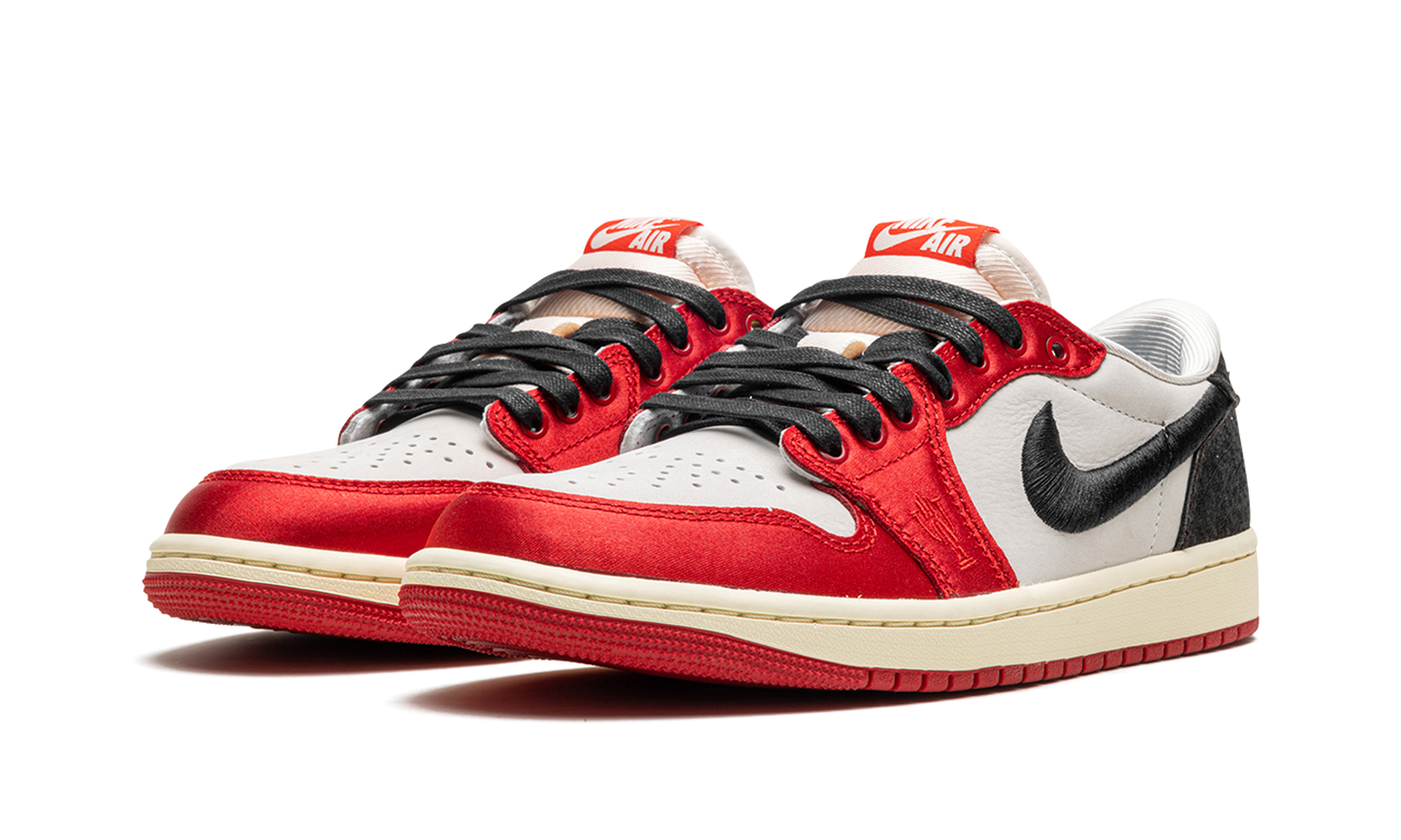 Air Jordan 1 Trophy Room - Away