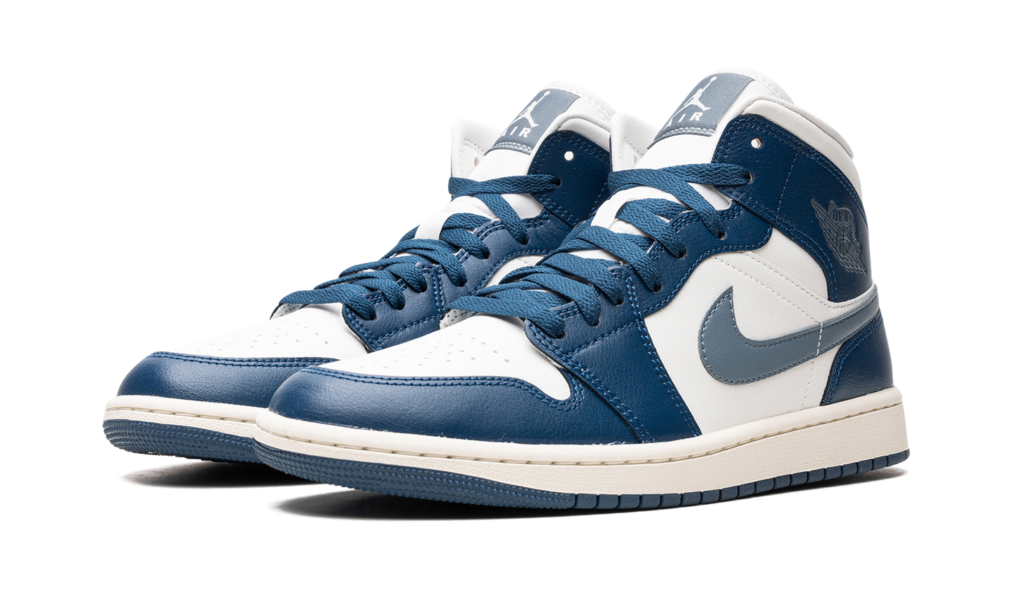 AIR JORDAN 1 MID WMNS French Blue