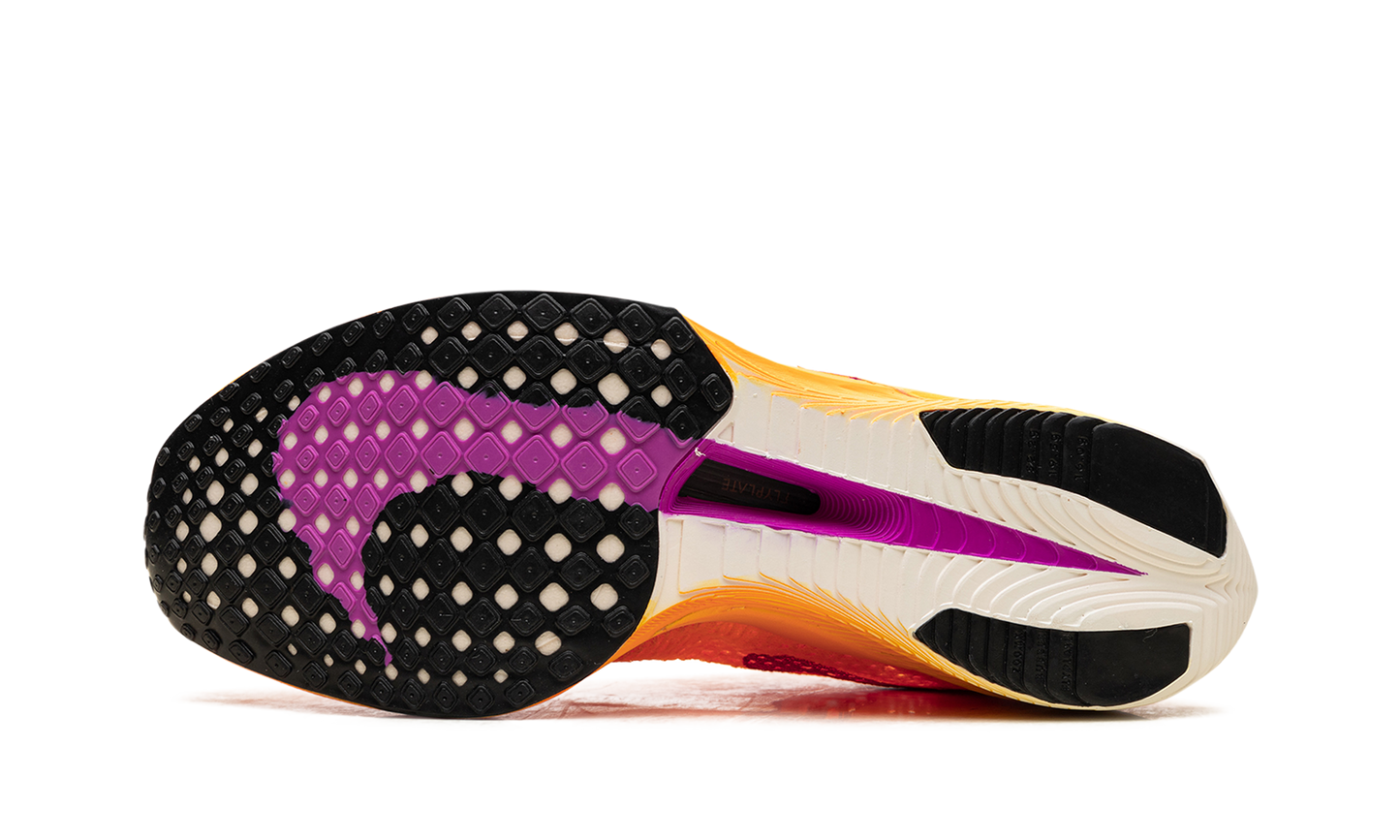 ZoomX Vaporfly NEXT% 3 WMNS Laser Orange
