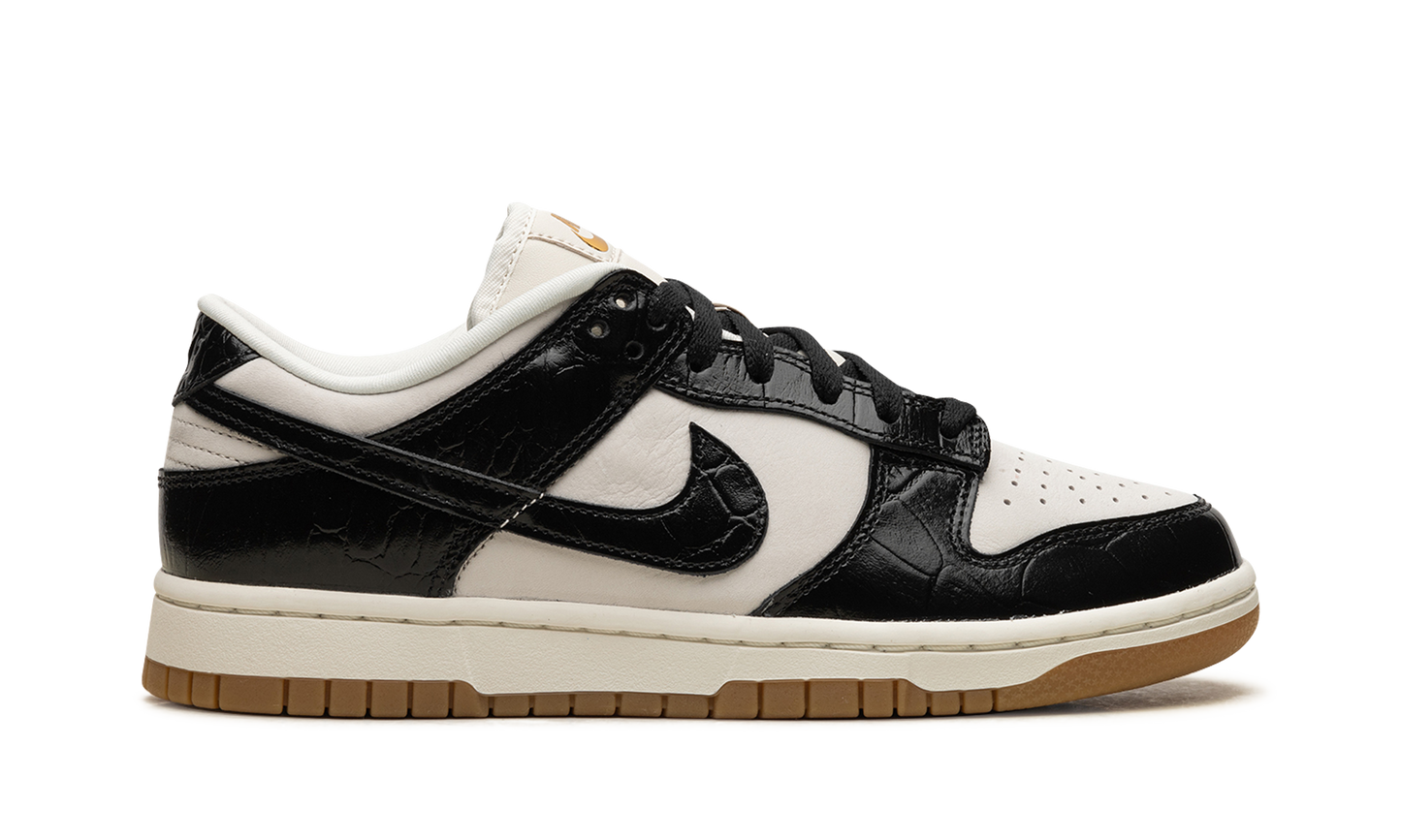 Wmns Dunk Low LX Black Croc