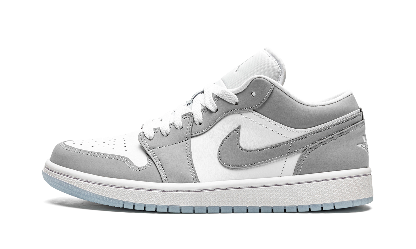 AIR JORDAN 1 LOW WMNS White / Wolf Grey