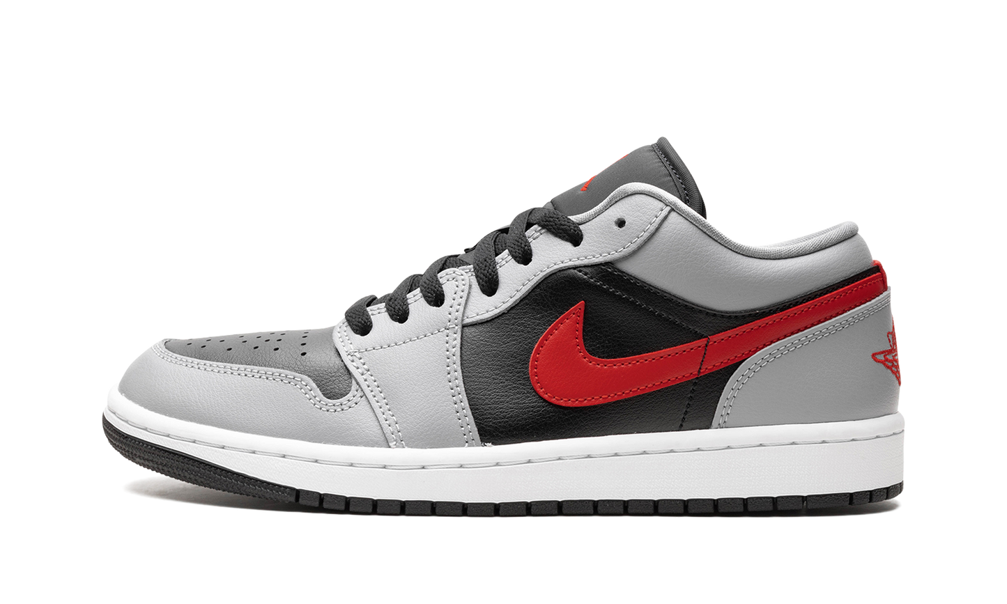 AIR JORDAN 1 WMNS Cement Fire Red