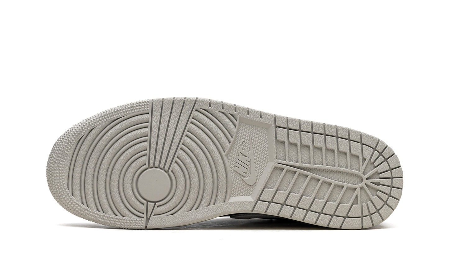 AIR JORDAN 1 LO WMNS Elephant Print