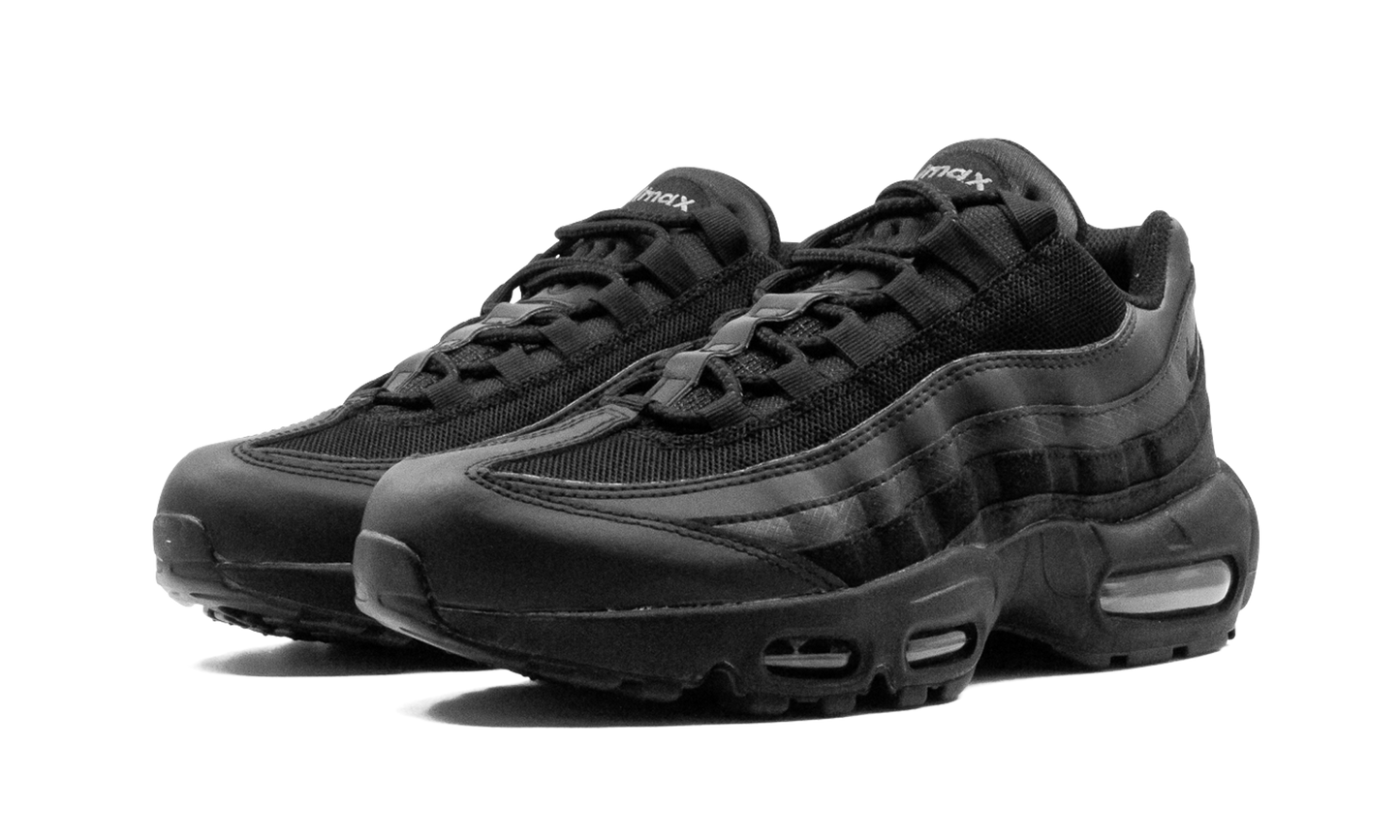 Air Max 95 Essential Triple Black