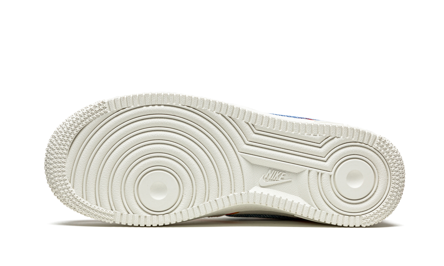 AIR FORCE 1 '07 LV8 MNS WMNS Denim Swoosh