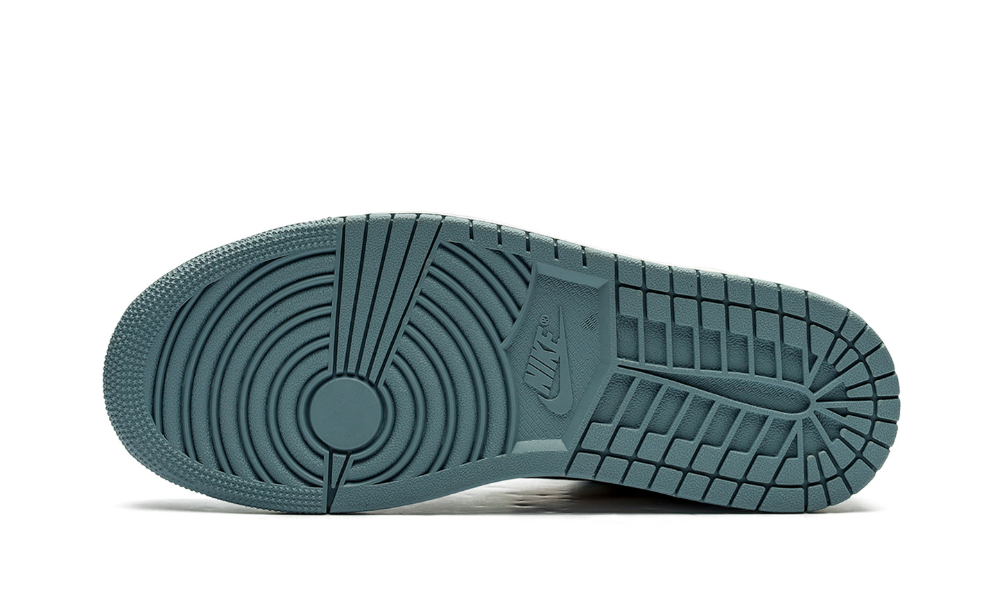 Air Jordan 1 Low WMNS Blue Whisper