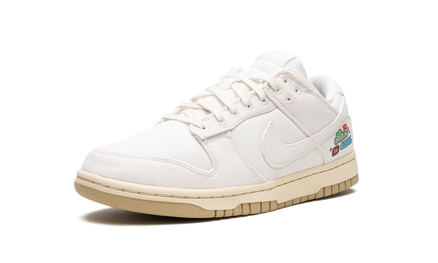 DUNK LO MNS WMNS The Future is Equal