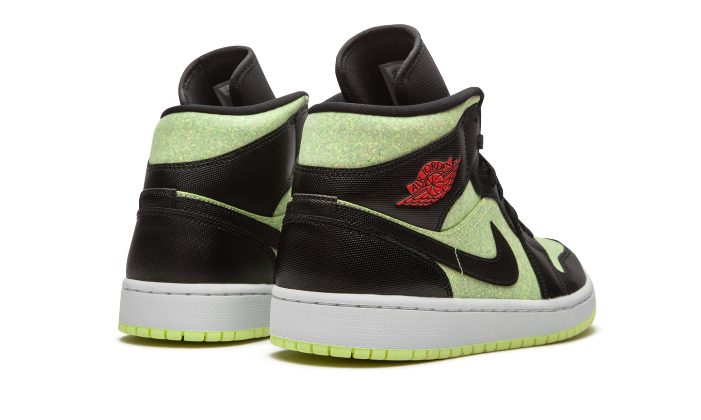 AIR JORDAN 1 MID SE WMNS Barely Volt / Chile Red