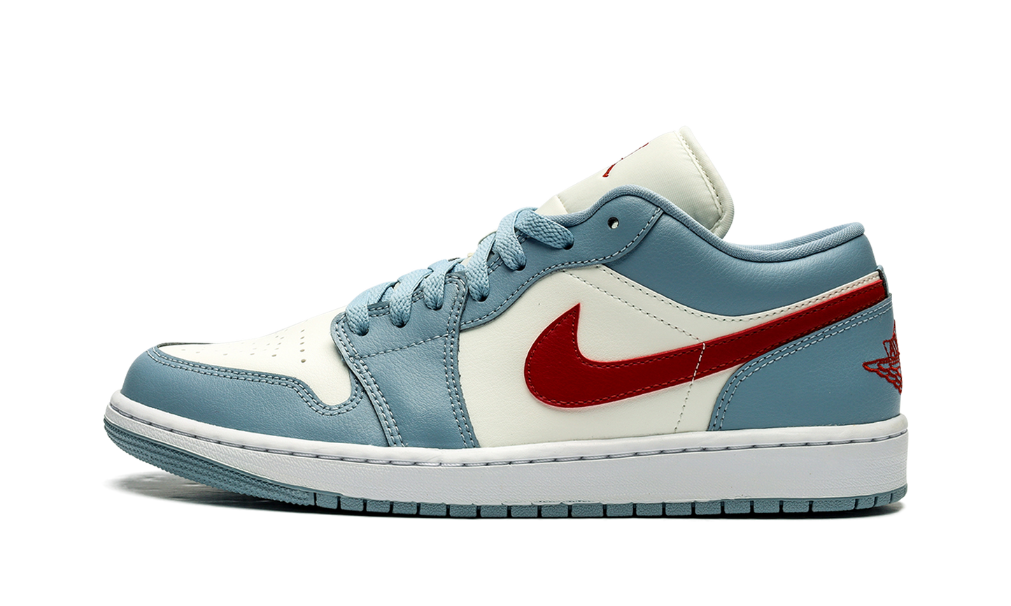 Air Jordan 1 Low WMNS Blue Whisper