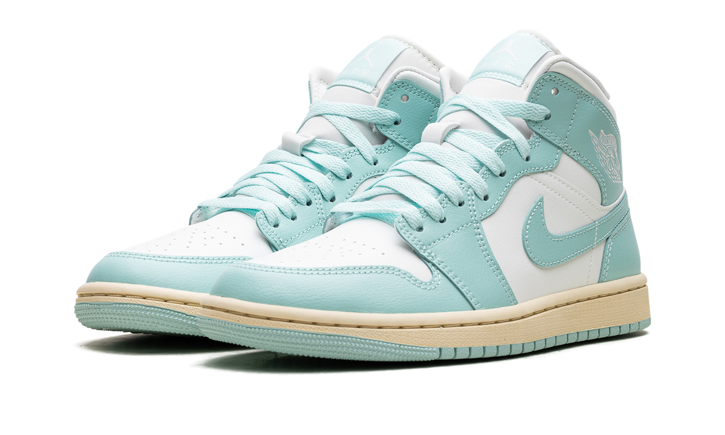 AIR JORDAN 1 MID WMNS LIGHT DEW