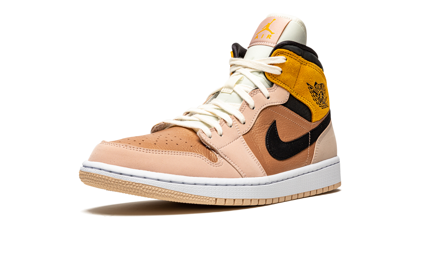 AIR JORDAN 1 MID SE WMNS Particle Beige