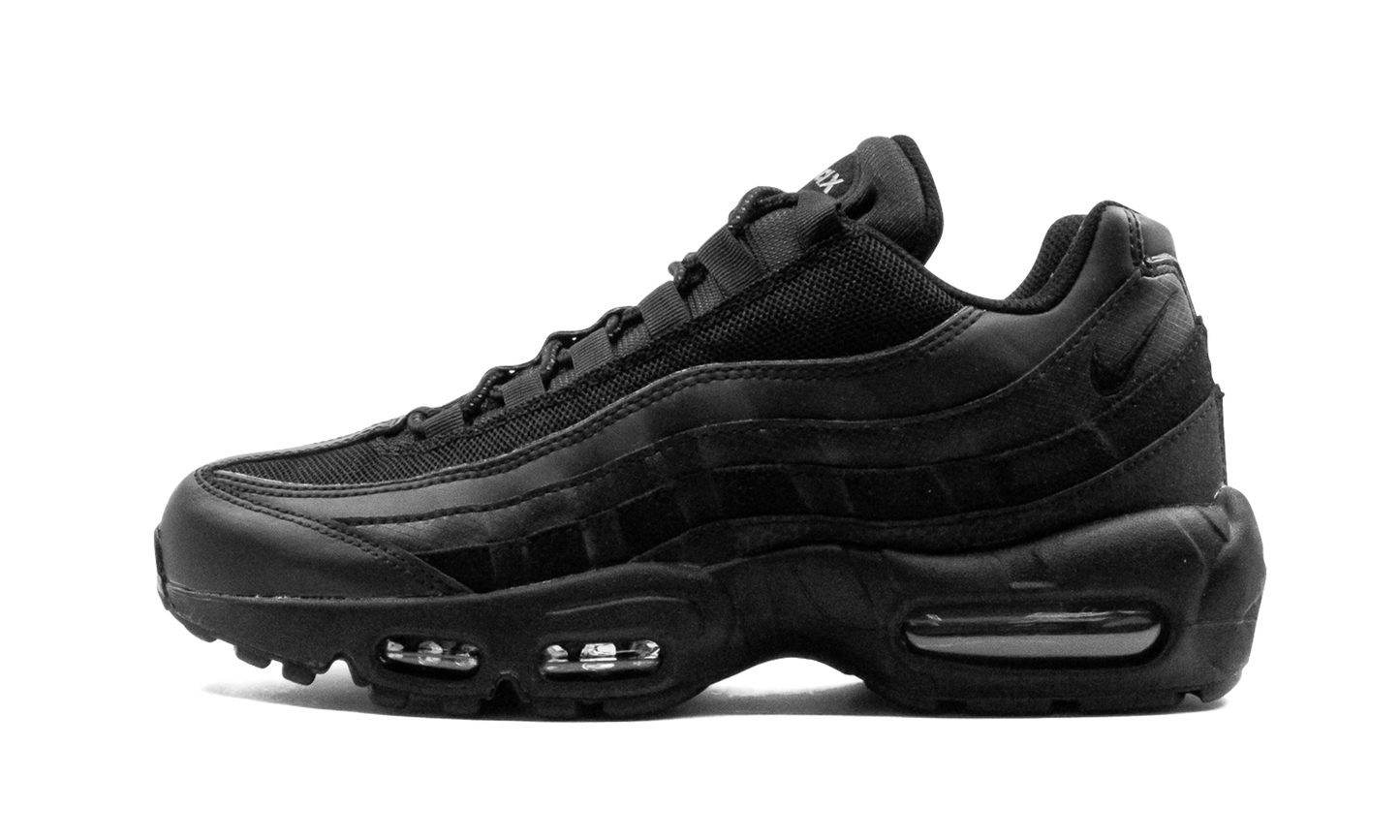 Air Max 95 Essential Triple Black