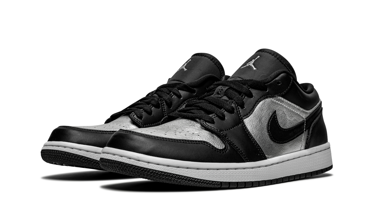 AIR JORDAN 1 LOW SE WMNS Silver Toe
